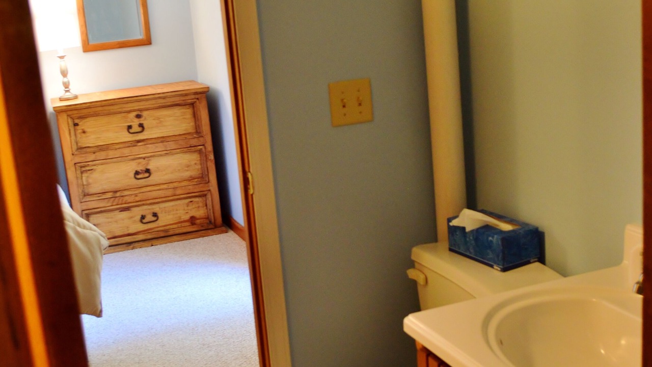 Photo of Bathroom in Gnaw Bone