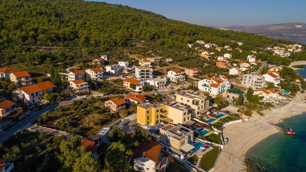 Photo of Outdoor in Slatine