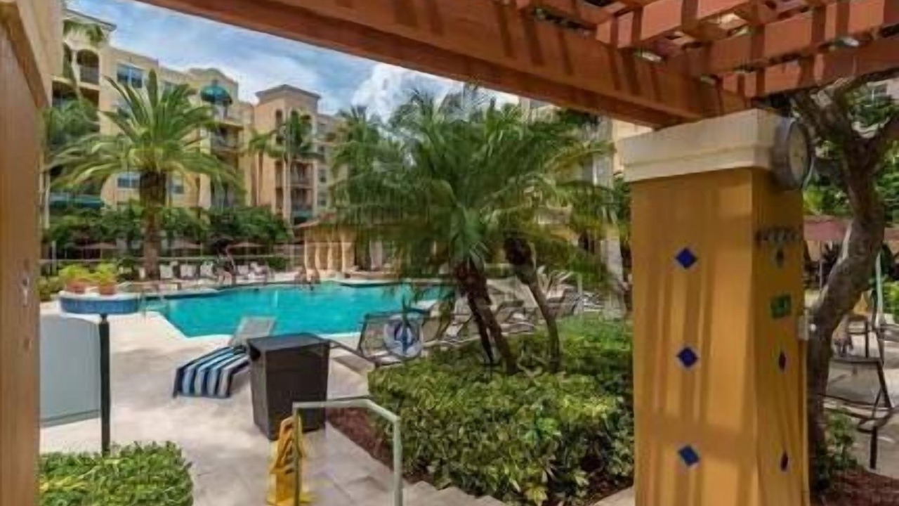 Photo of Others in Aventura