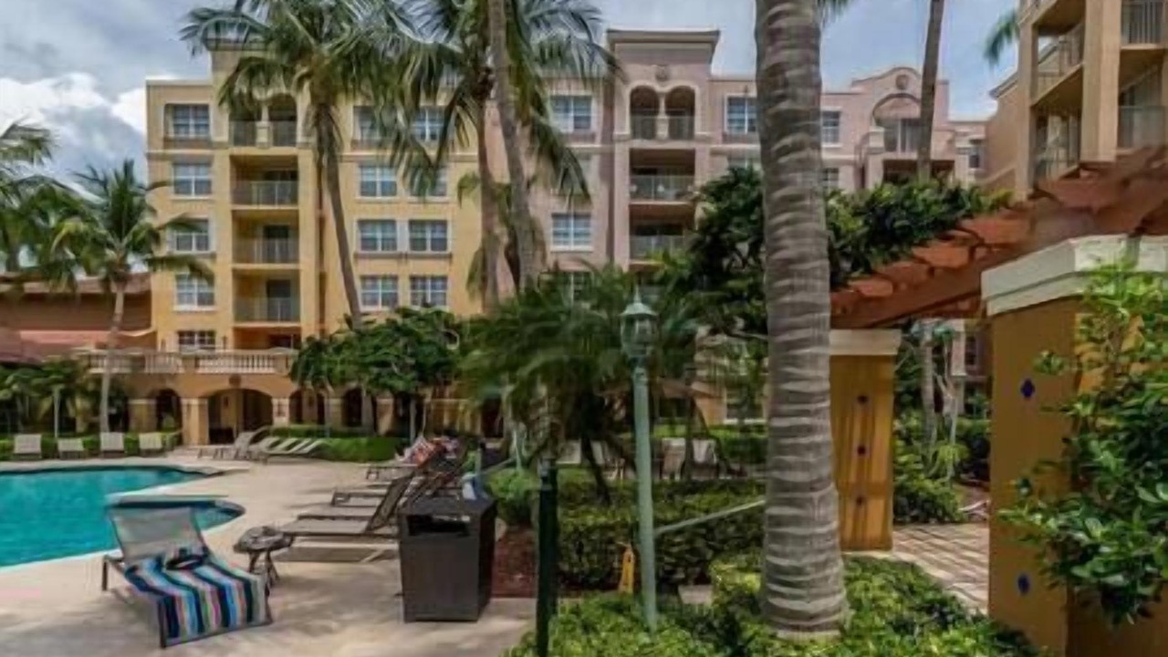 Photo of Others in Aventura
