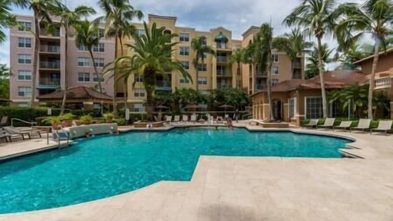 Photo of Others in Aventura