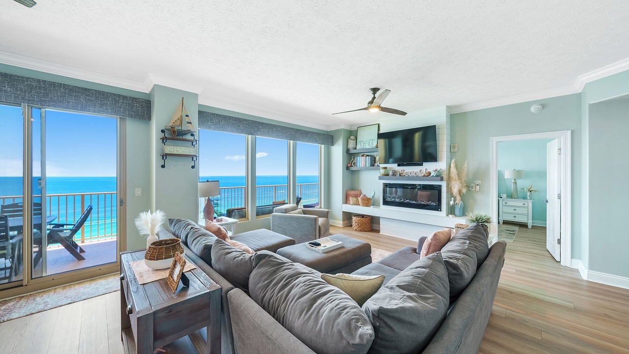 Photo of Livingroom in Thomas Drive