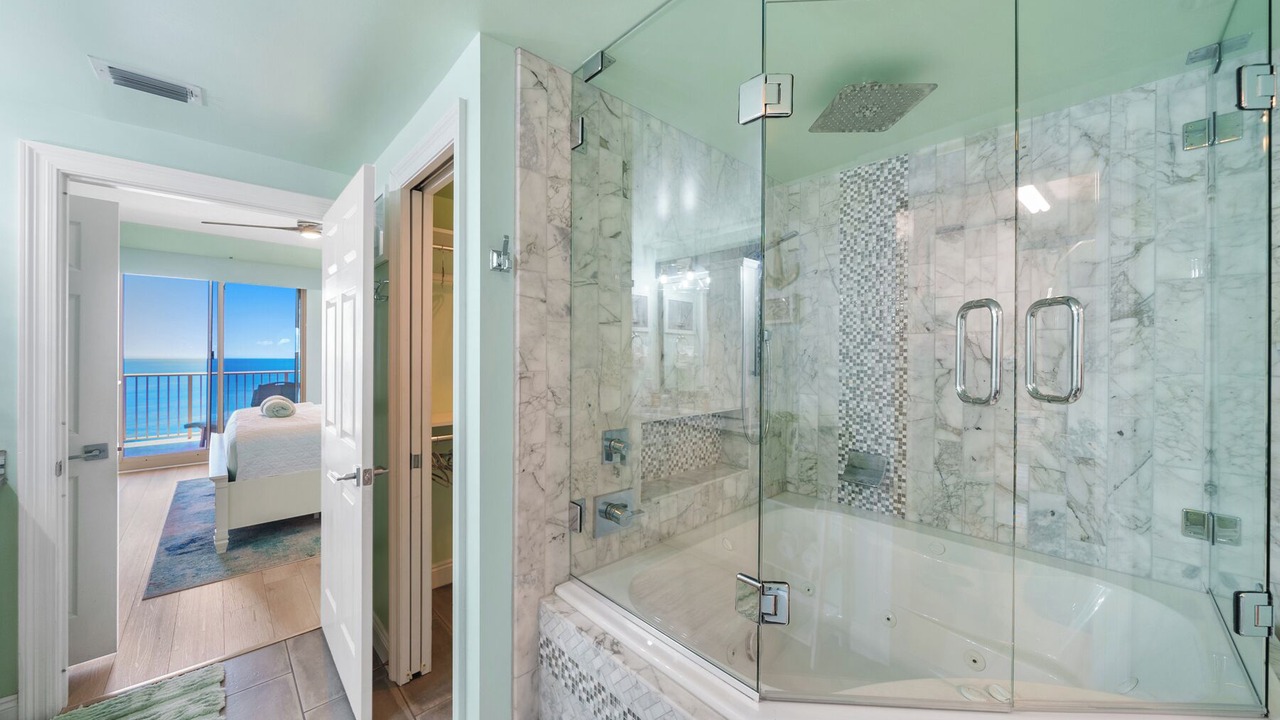 Photo of Bathroom in Thomas Drive