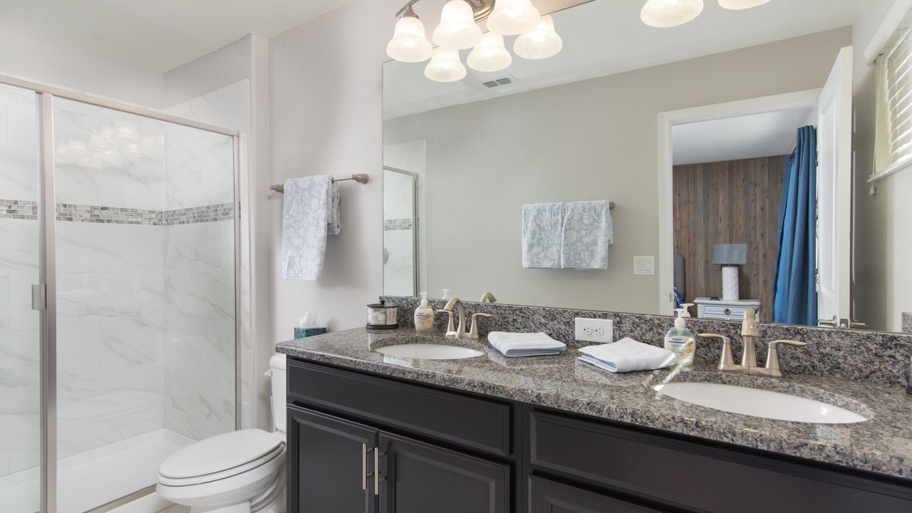 Photo of Bathroom in Loughman