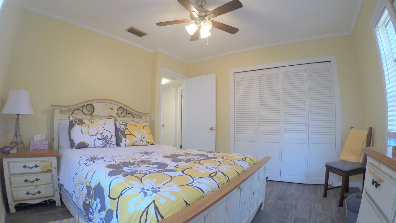 Photo of Bedroom in Homosassa