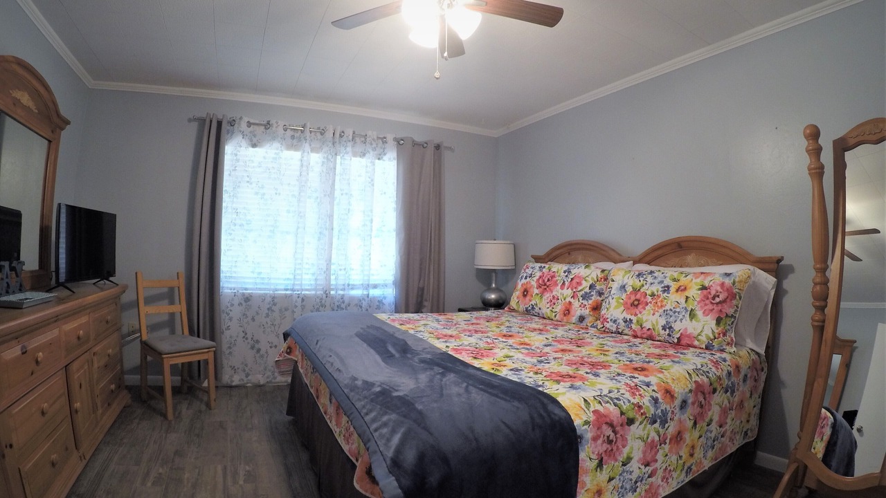 Photo of Bedroom in Homosassa