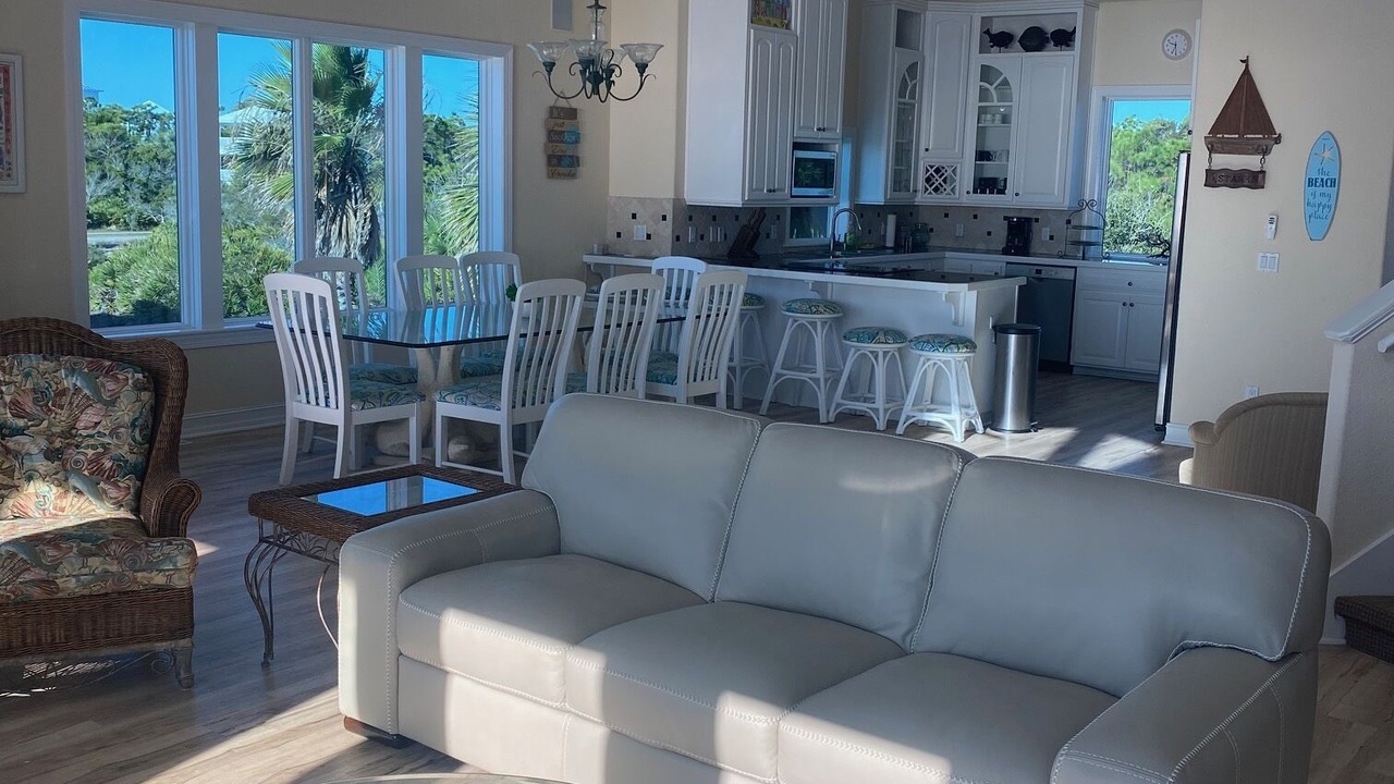 Photo of Livingroom in Treasure Beach Village