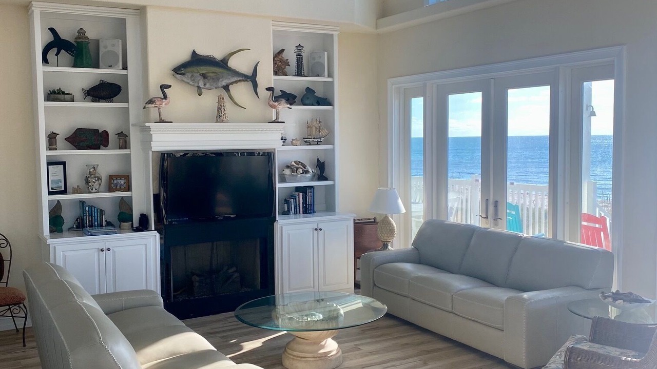Photo of Livingroom in Treasure Beach Village