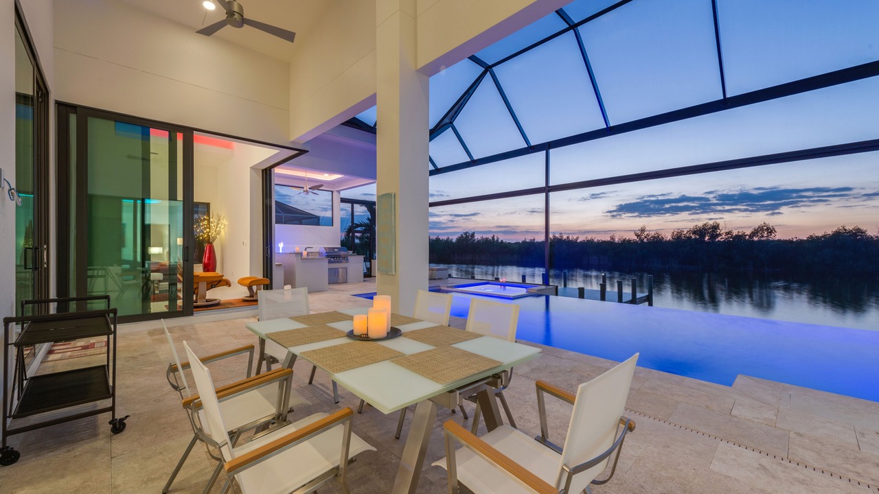 Photo of Outdoor in Pelican