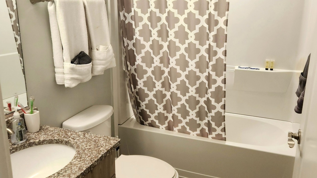 Photo of Bathroom in Monroe Ward
