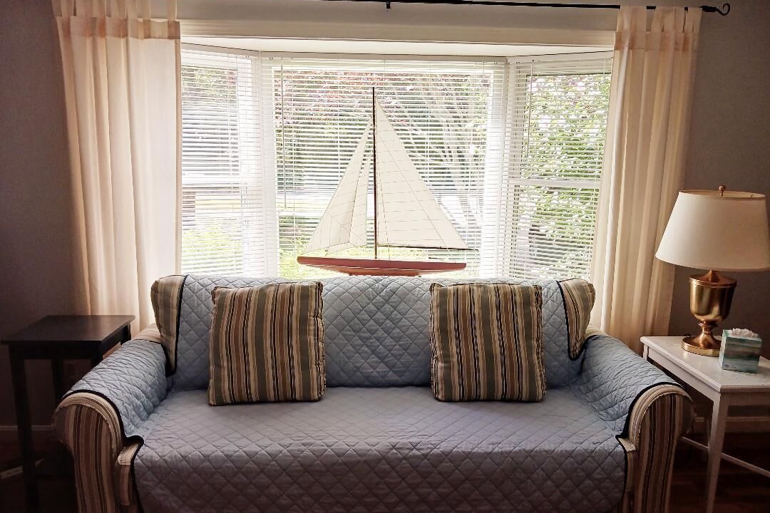 Photo of Livingroom in South Yarmouth