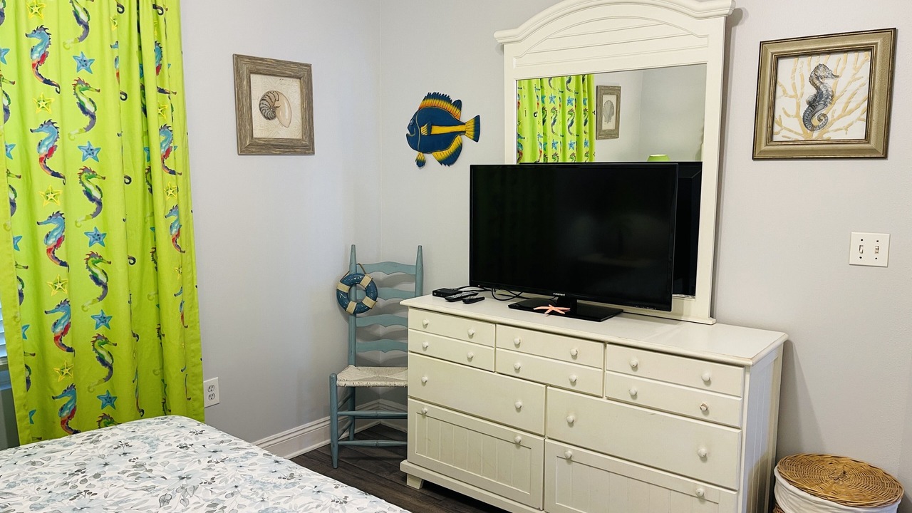 Photo of Bedroom in Miramar Beach