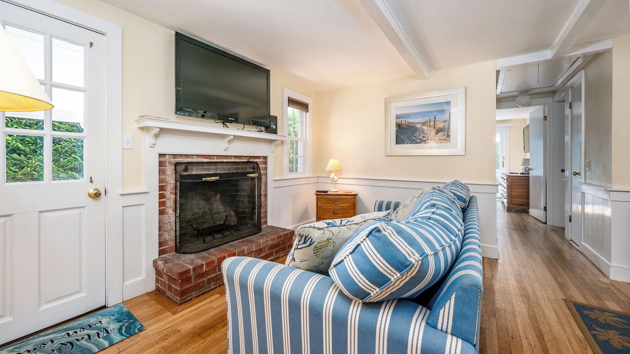 Photo of Livingroom in Dennis Port