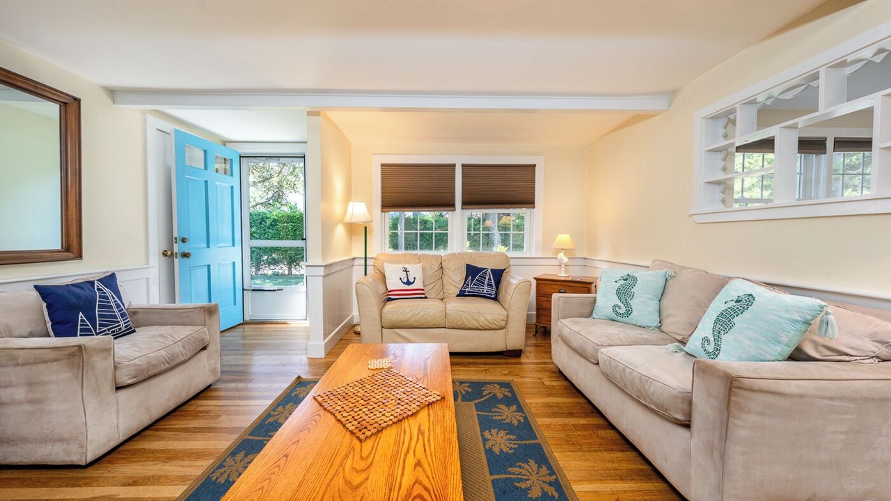 Photo of Livingroom in Dennis Port