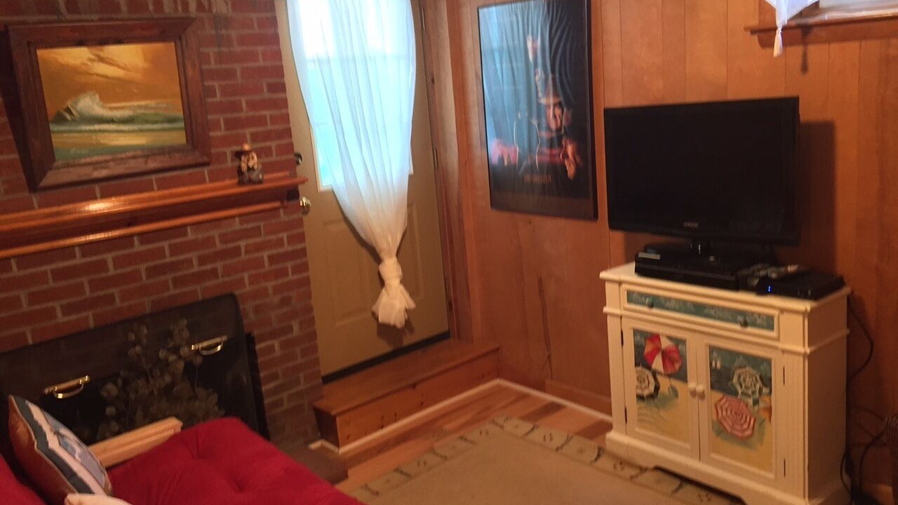 Photo of Livingroom in Dennis