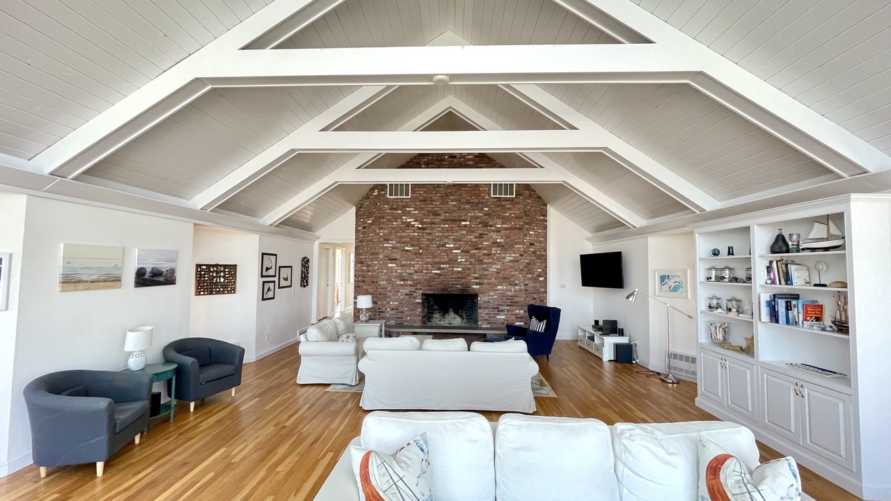 Photo of Livingroom in East Sandwich