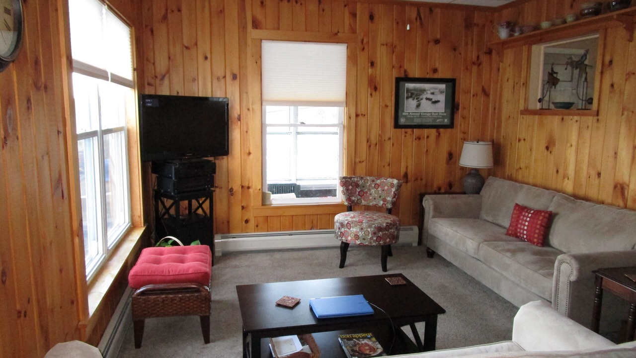 Photo of Livingroom in Alexandria Bay