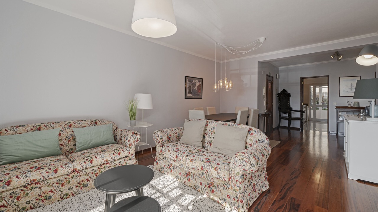 Photo of Livingroom in Garajau