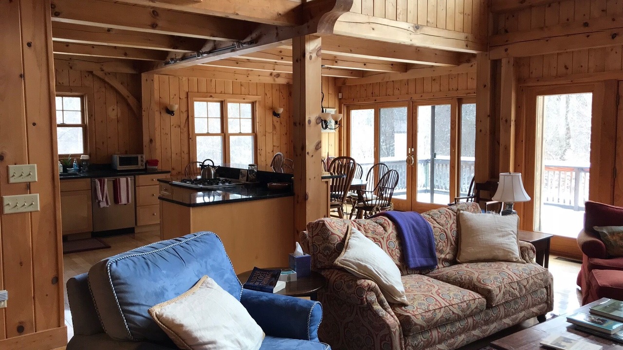Photo of Livingroom in Lee