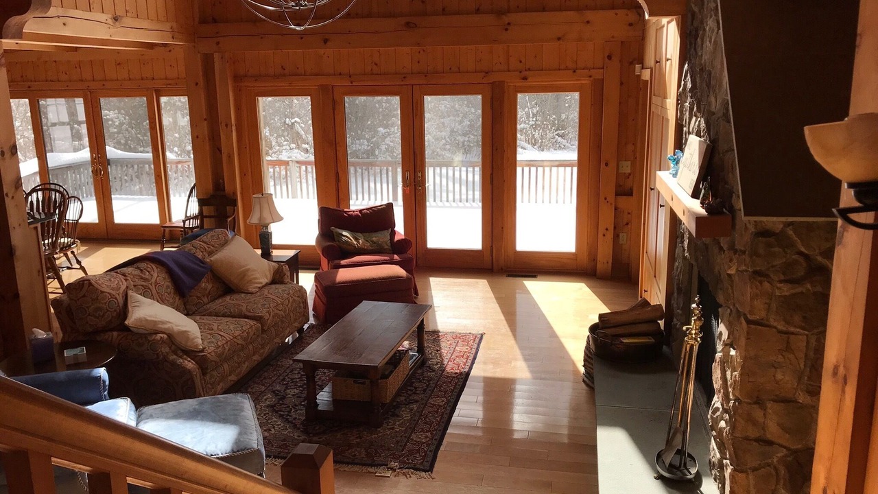 Photo of Livingroom in Lee