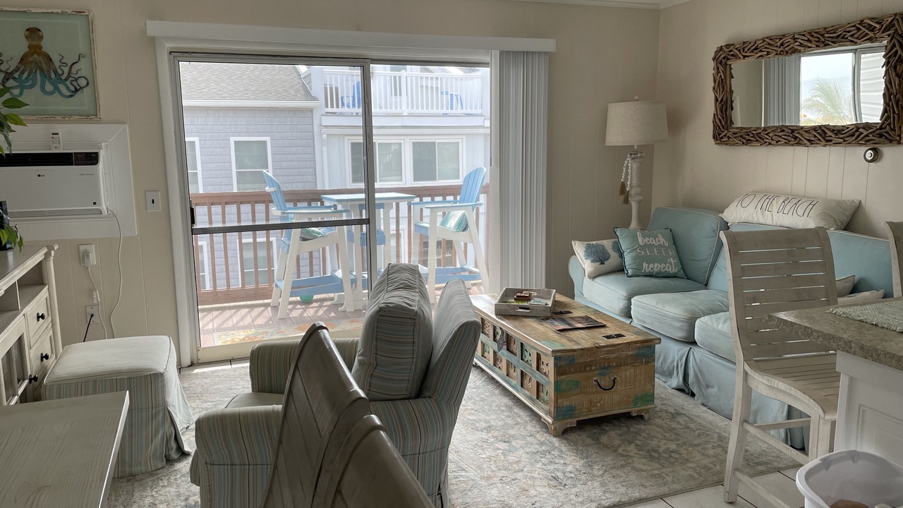 Photo of Livingroom in North Ocean City