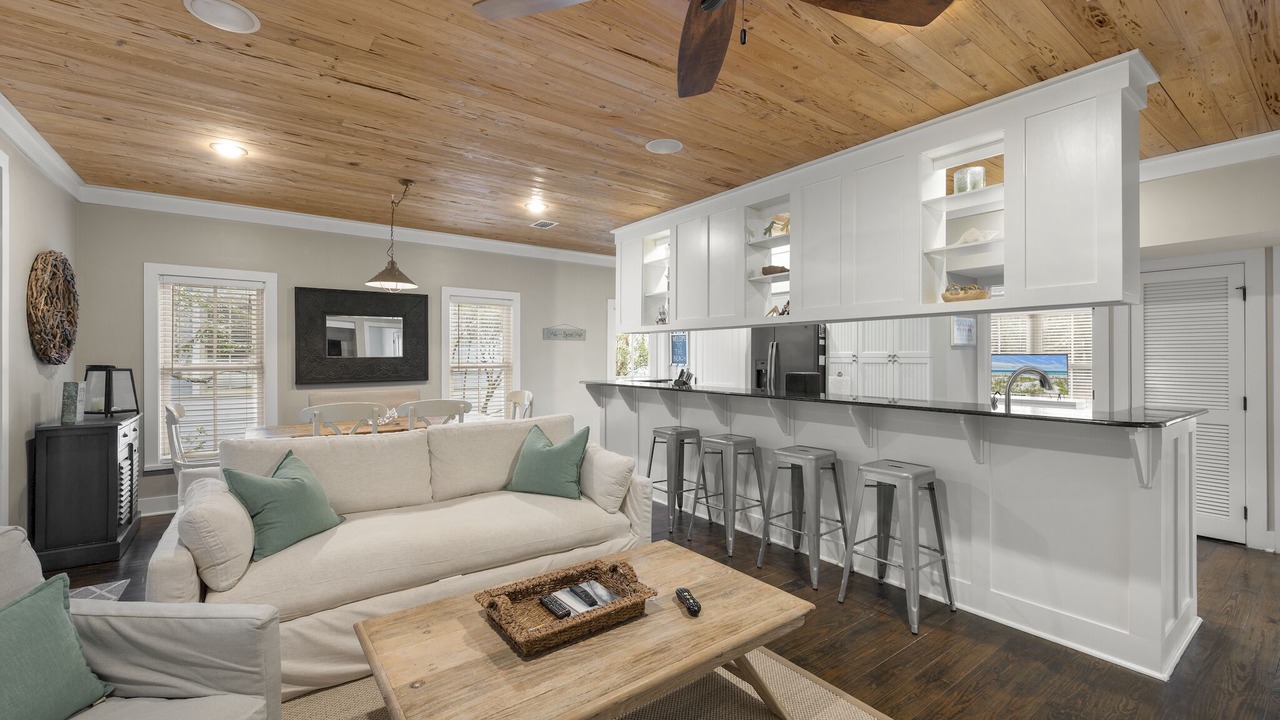Photo of Livingroom in Seacrest