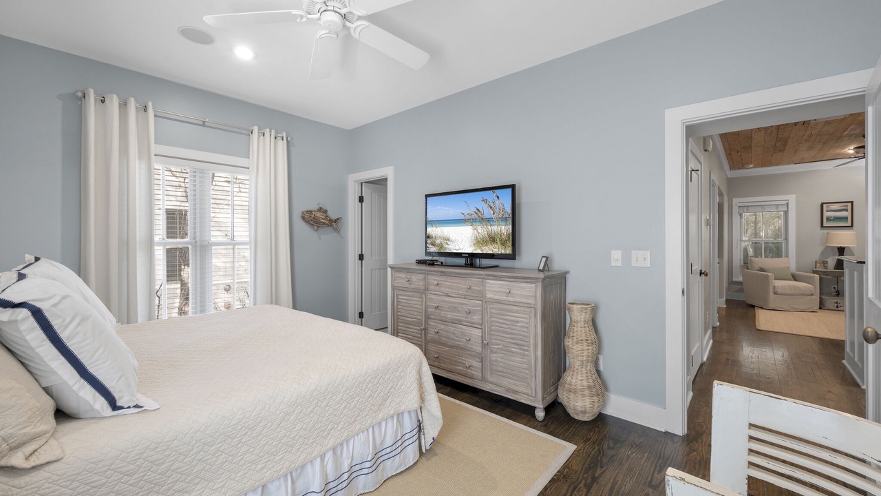 Photo of Bedroom in Seacrest
