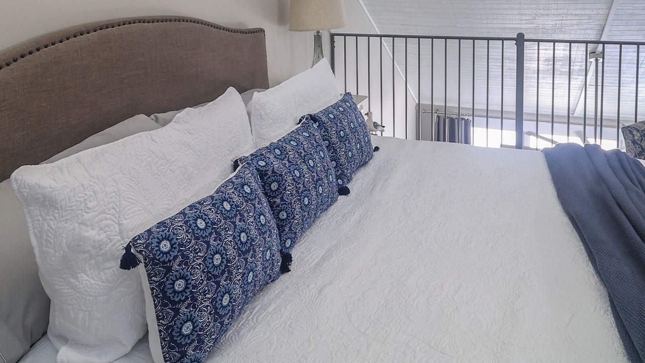 Photo of Bedroom in Seacrest