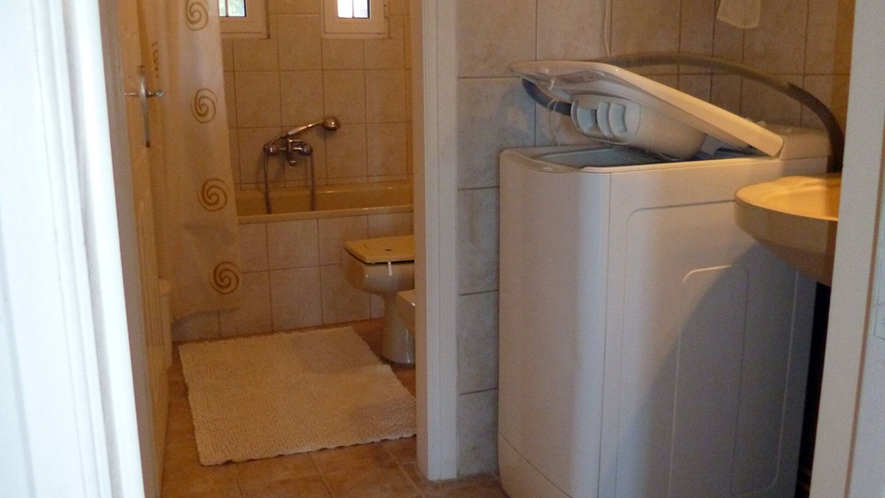 Photo of Bathroom in Anthousa