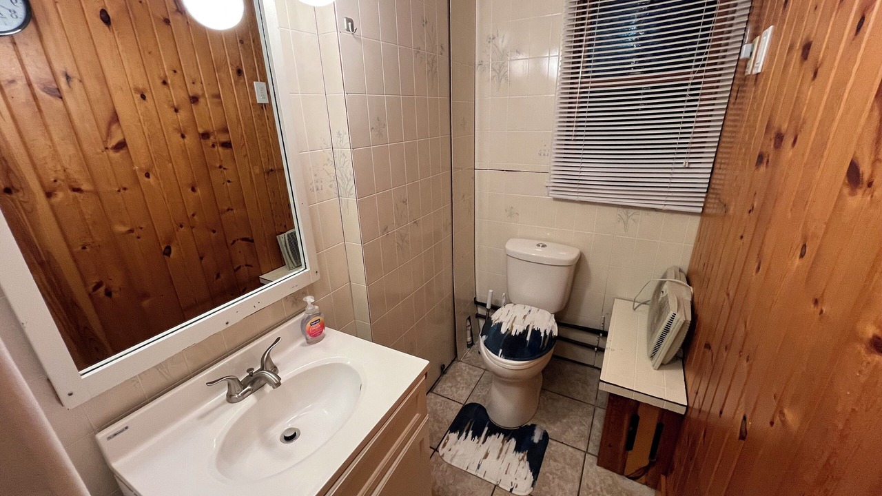 Photo of Bathroom in Bronson
