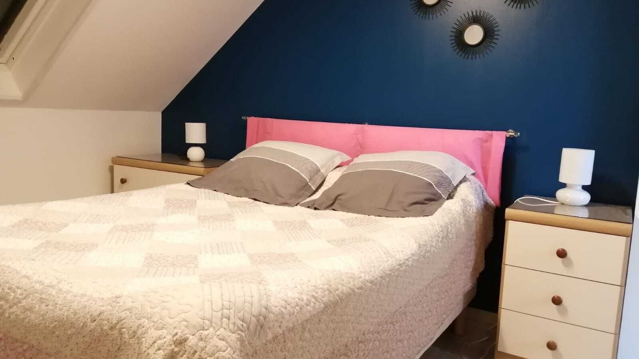 Photo of Bedroom in Pludual