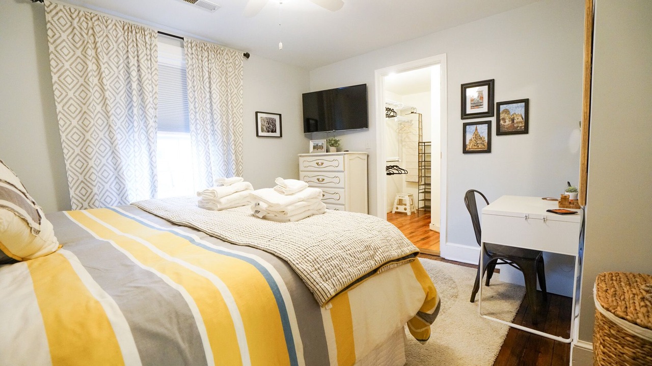 Photo of Bedroom in West Fairfax