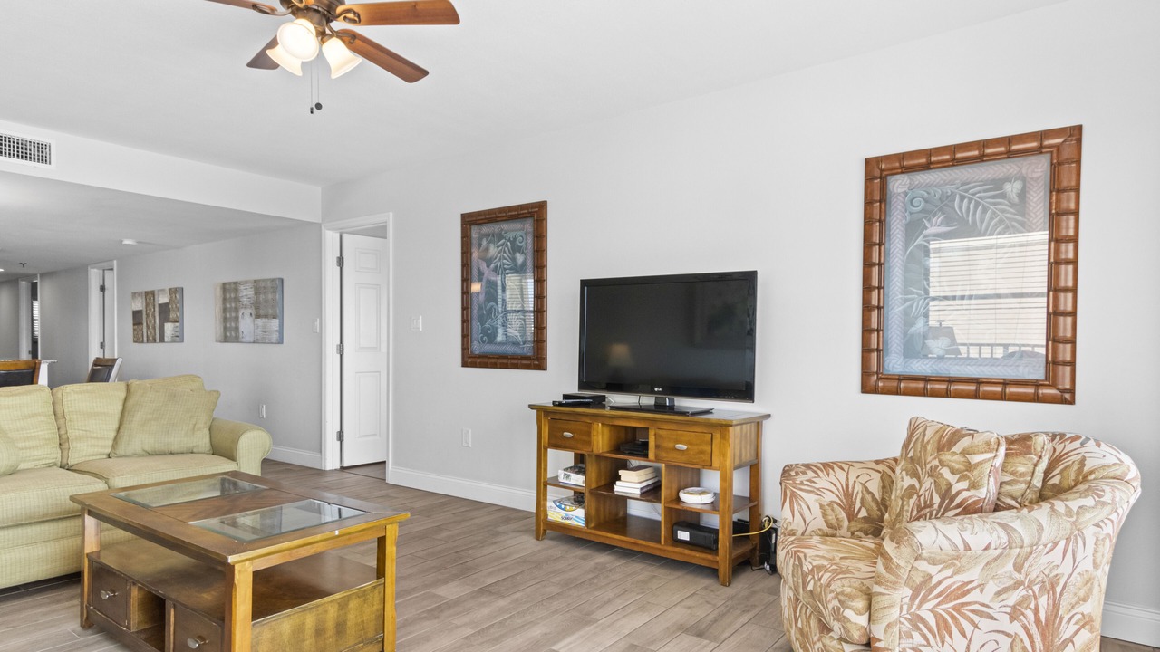 Photo of Livingroom in Madeira Beach
