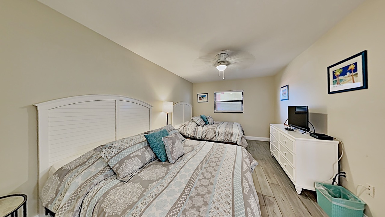 Photo of Bedroom in Madeira Beach