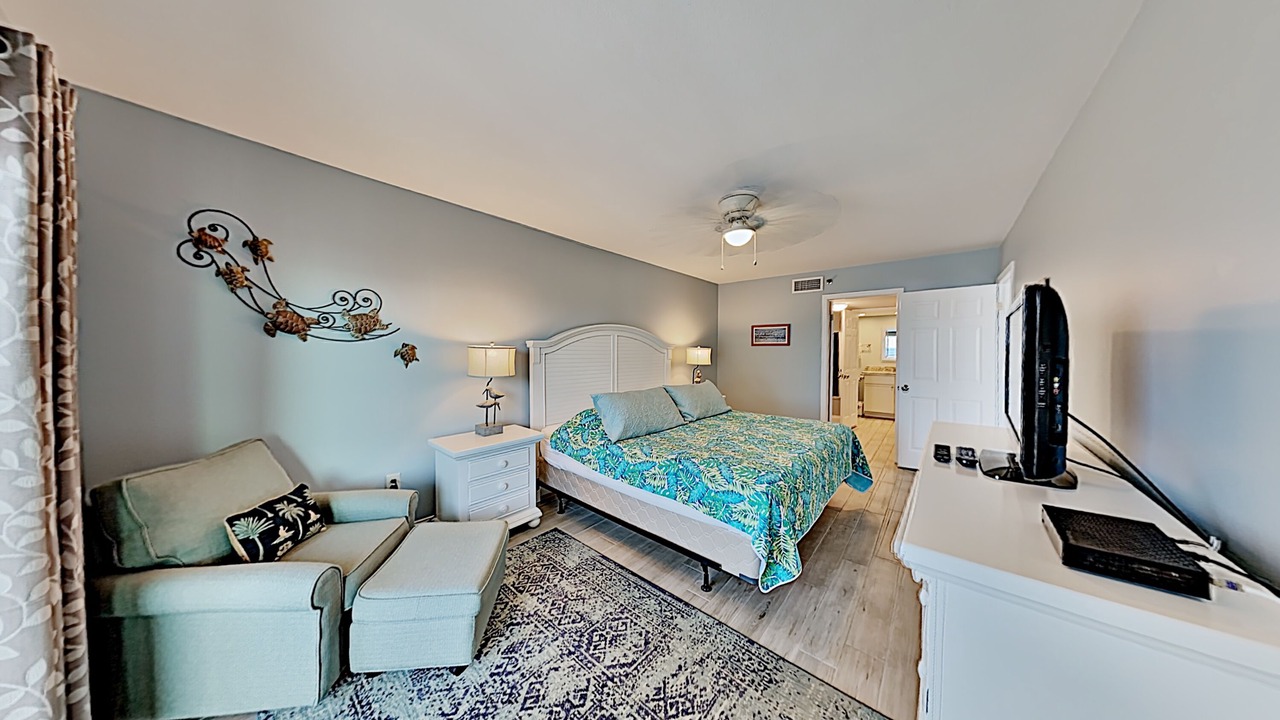 Photo of Bedroom in Madeira Beach