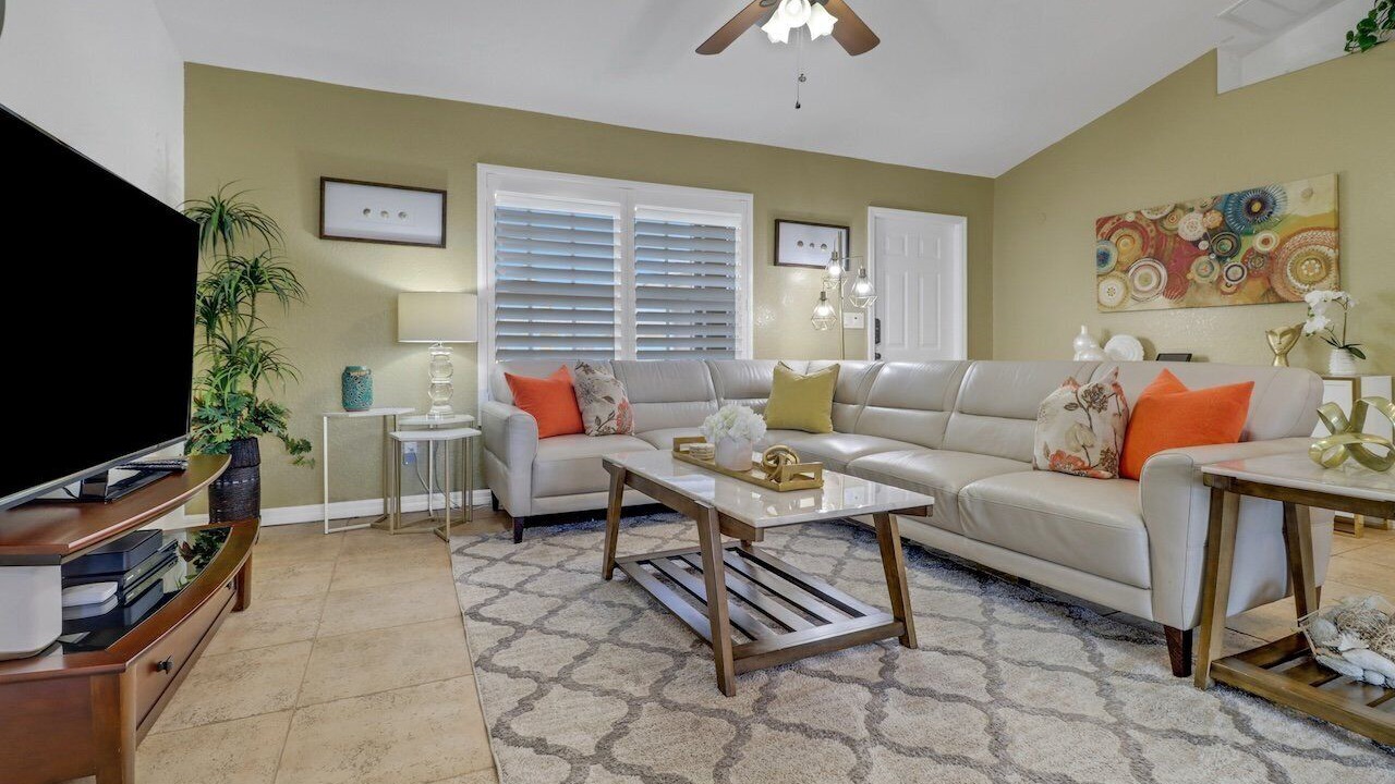 Photo of Livingroom in Trafalgar