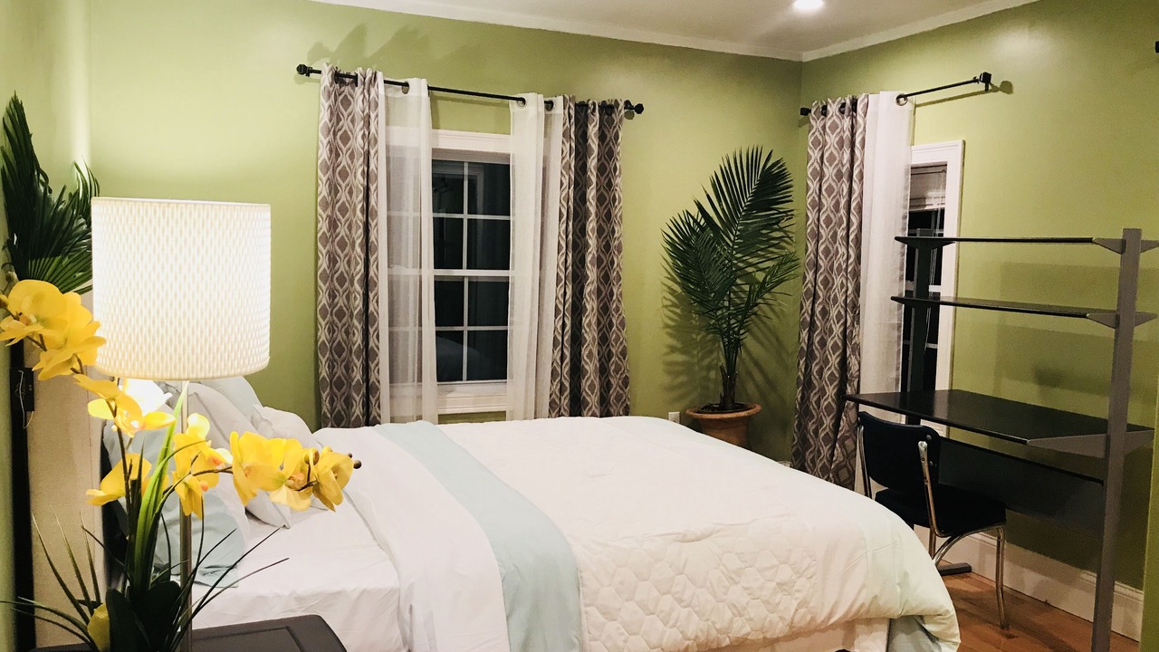 Photo of Bedroom in Quincy