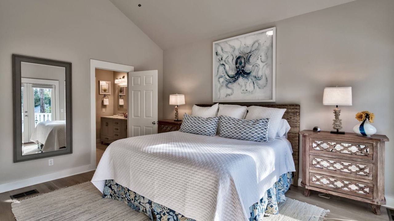 Photo of Bedroom in Seagrove Beach