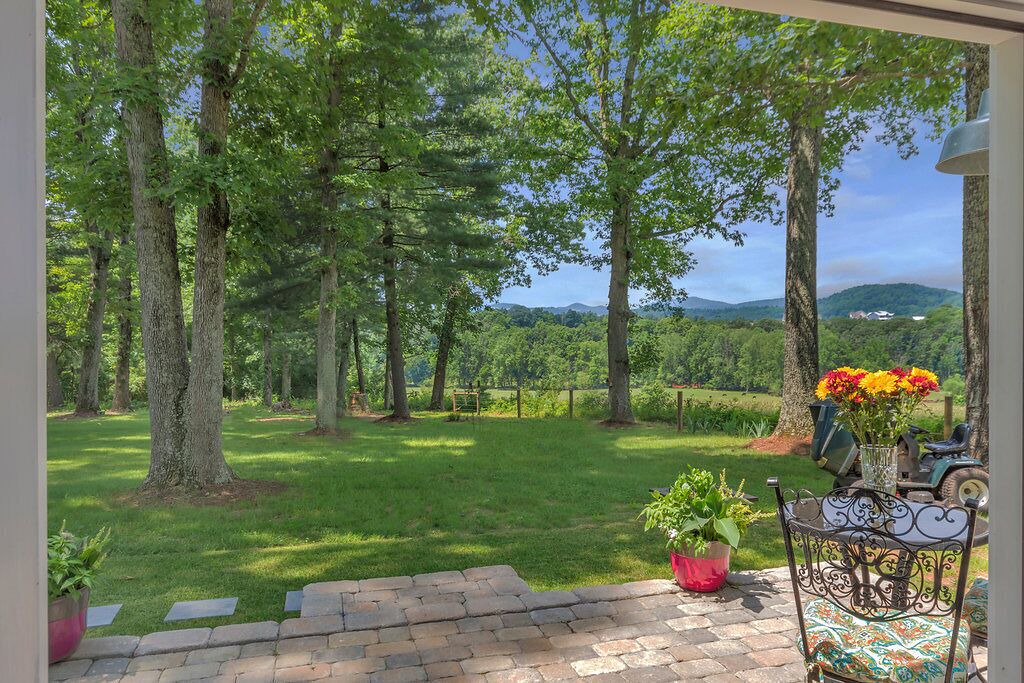 Photo of Patio Balcony in North Garden
