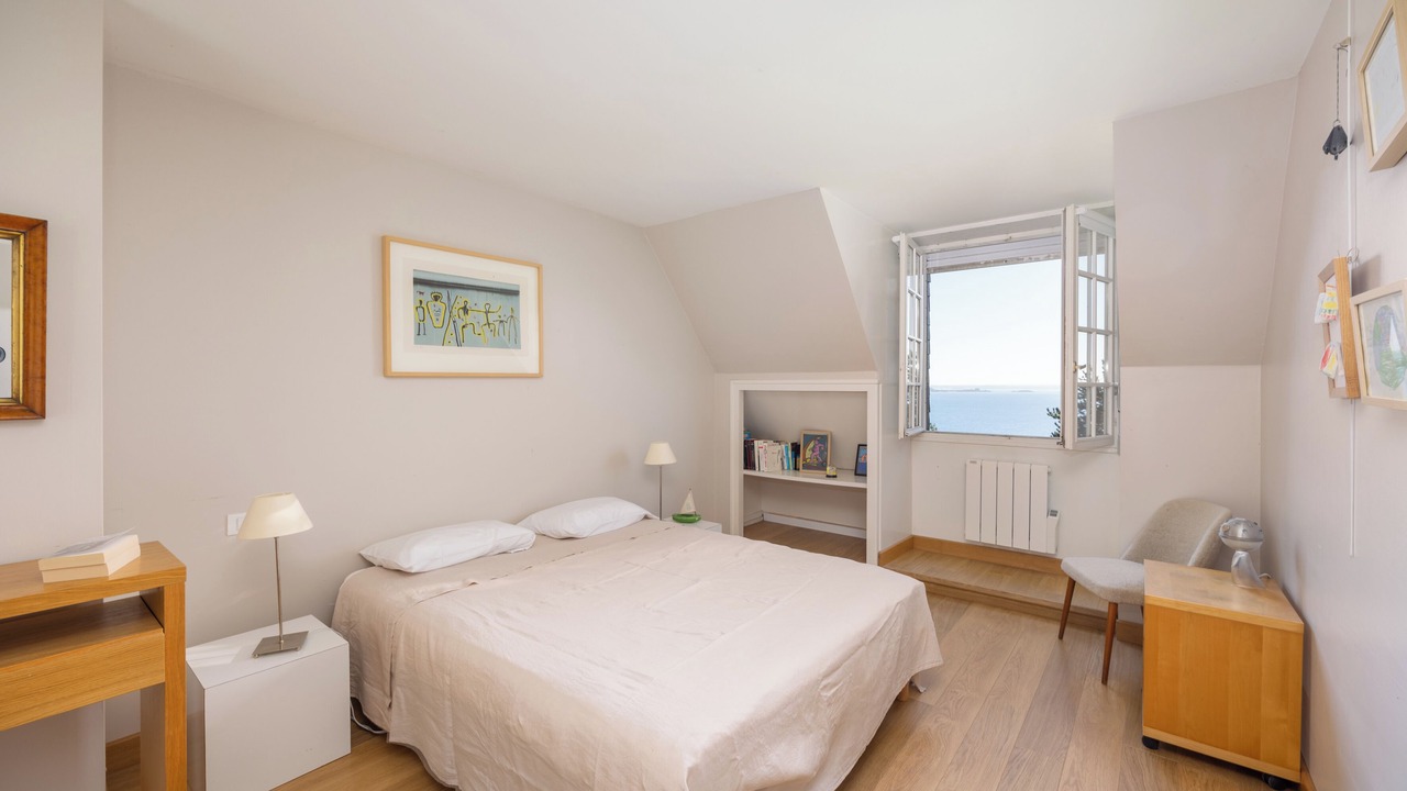 Photo of Bedroom in Saint-Cast-le-Guildo