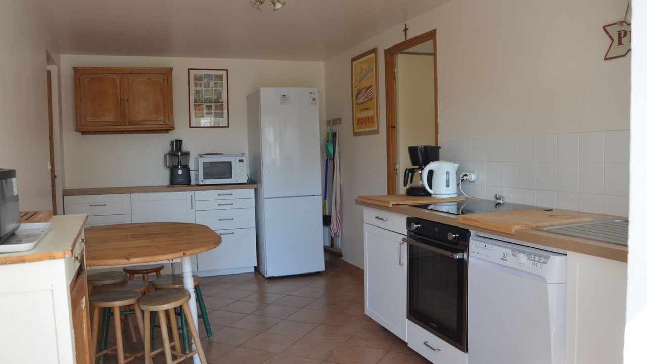 Photo of Kitchen in Plevenon