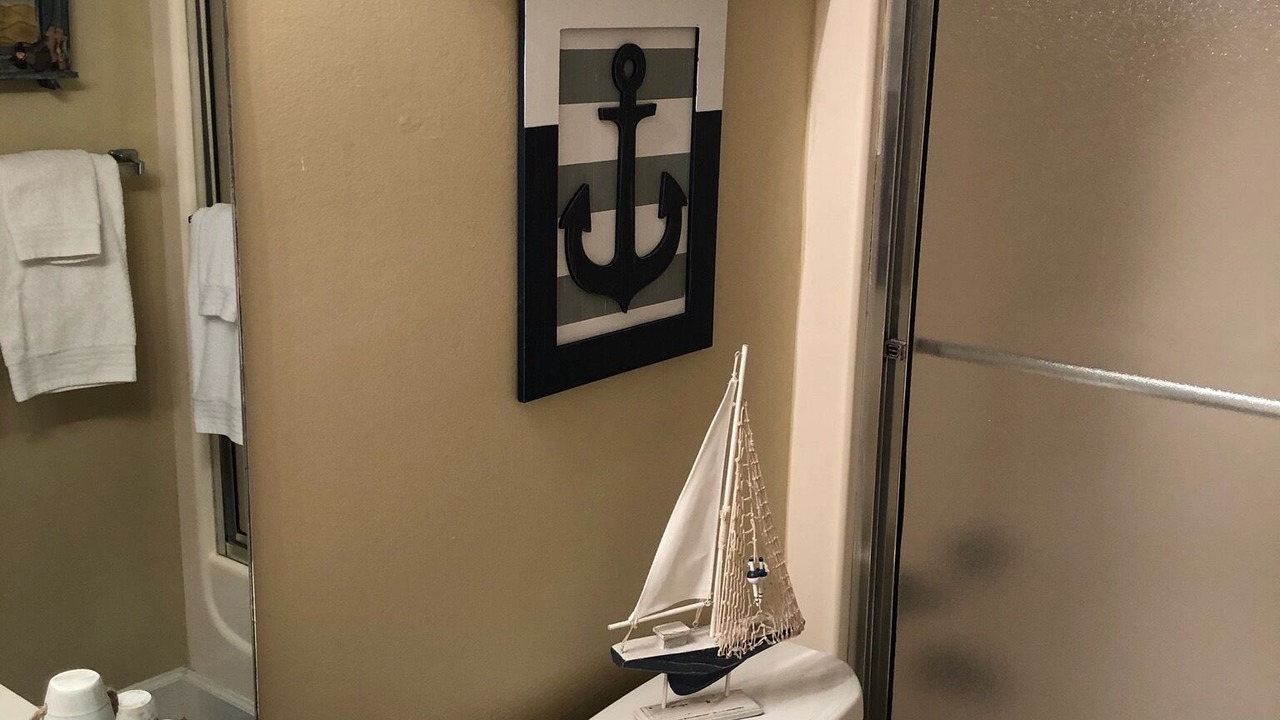Photo of Bathroom in Sunnyside