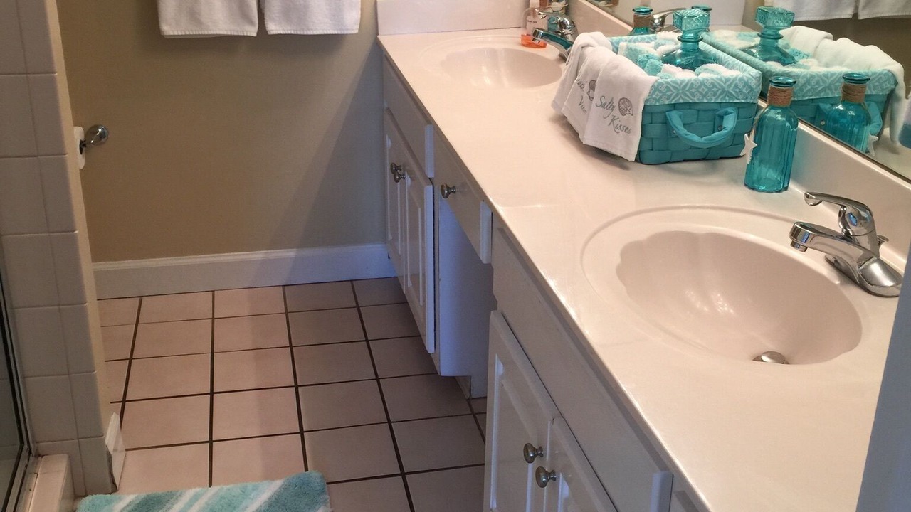 Photo of Bathroom in Sunnyside