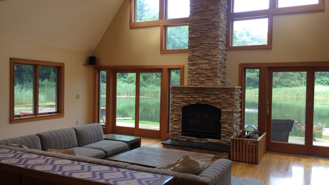 Photo of Livingroom in Lee