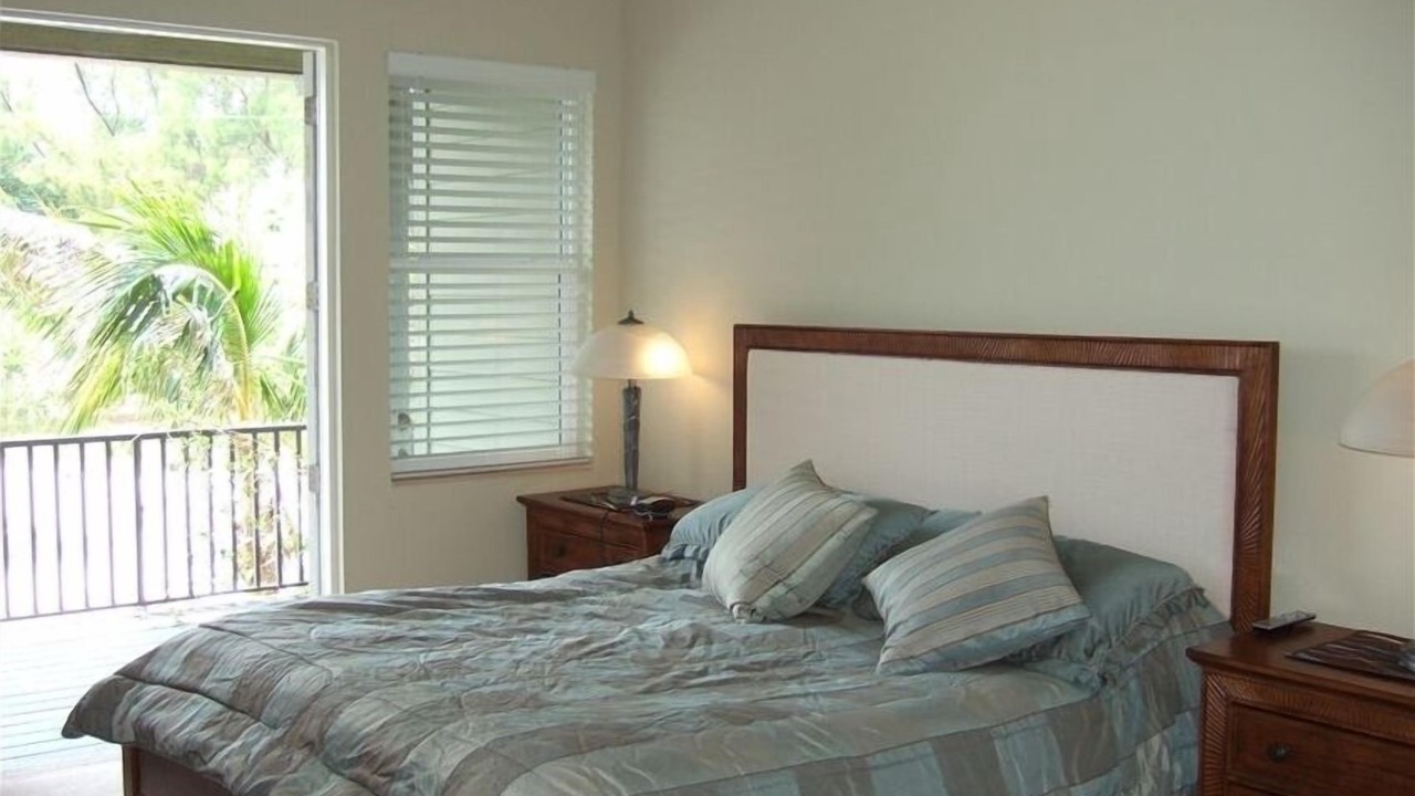 Photo of Bedroom in Holmes Beach
