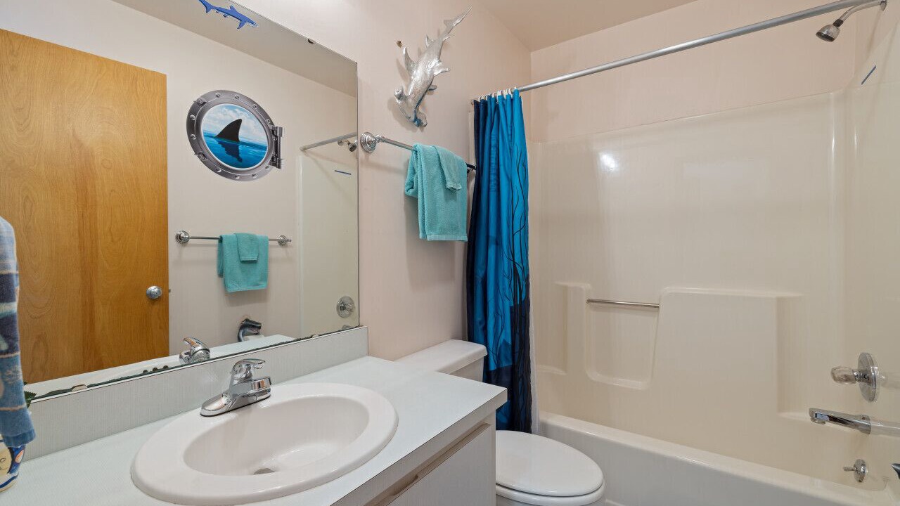 Photo of Bathroom in Cedar Key