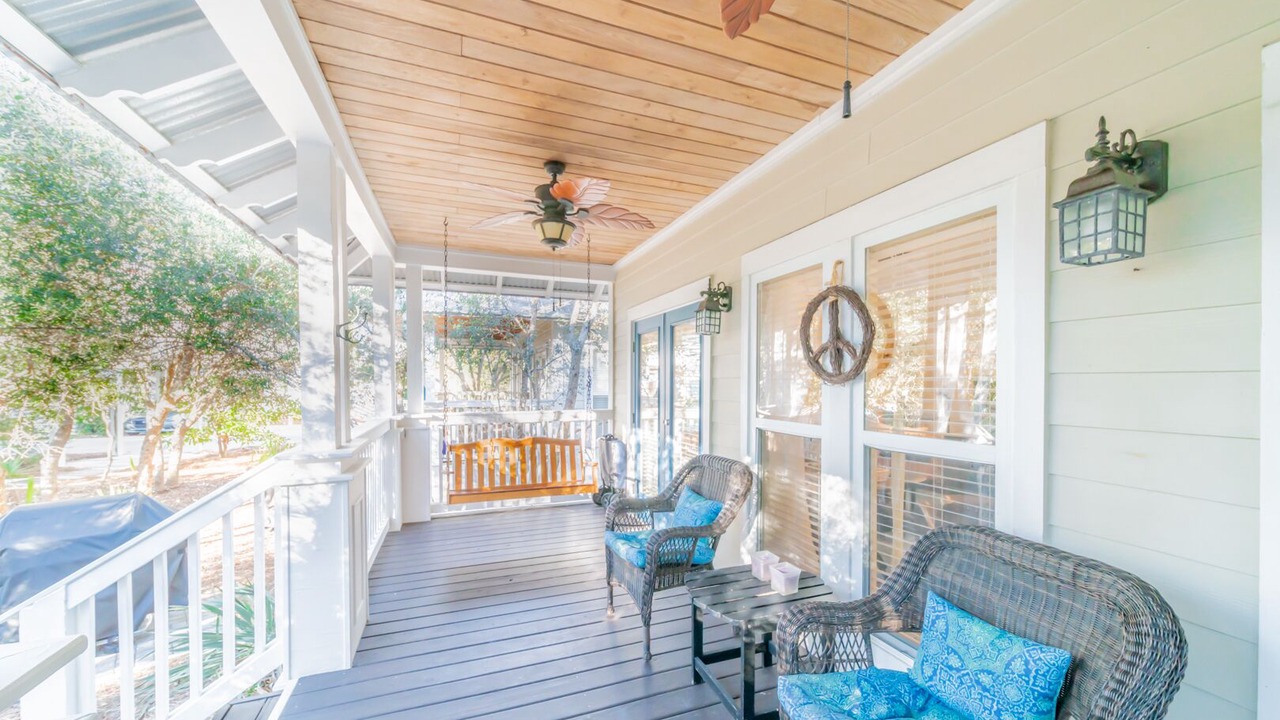Photo of Patio Balcony in Seacrest