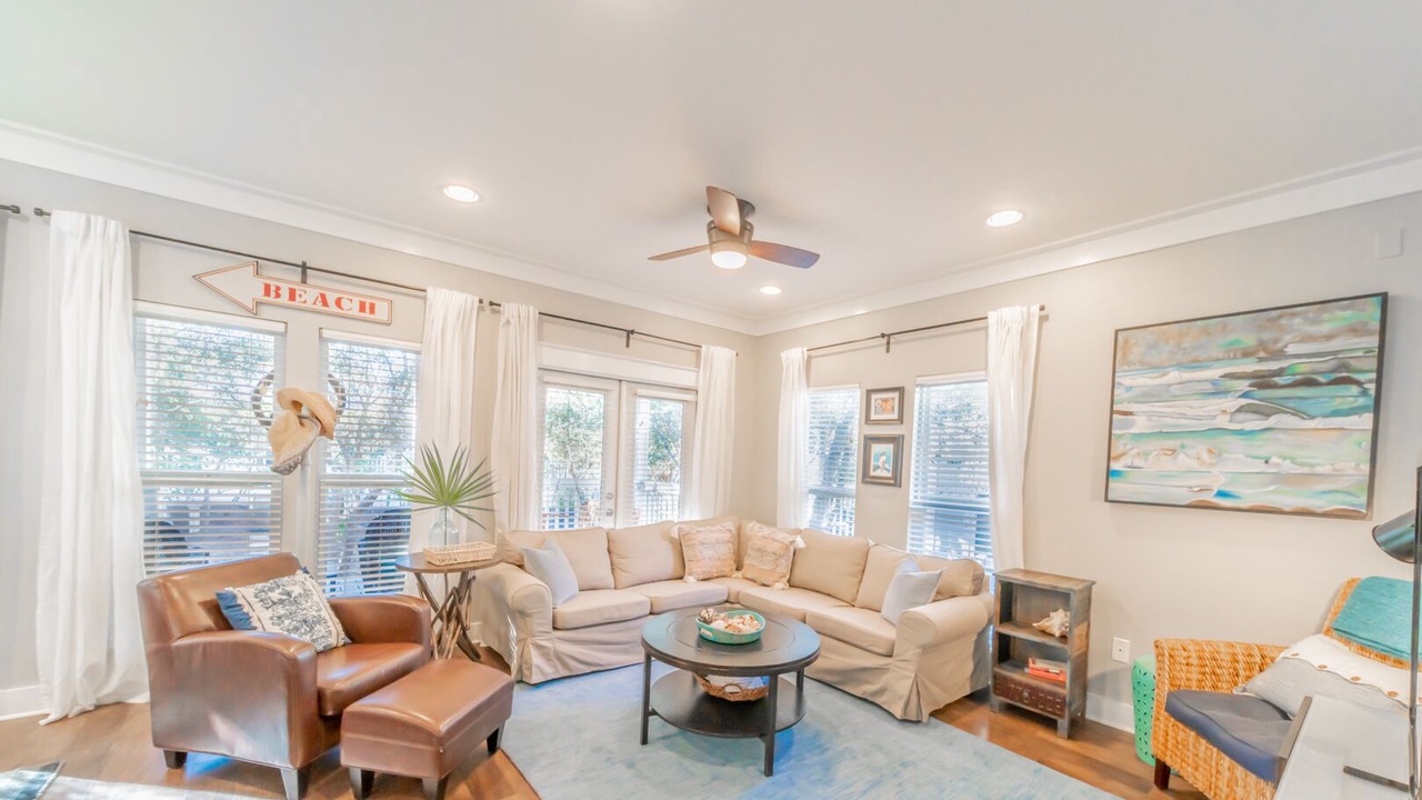 Photo of Livingroom in Seacrest