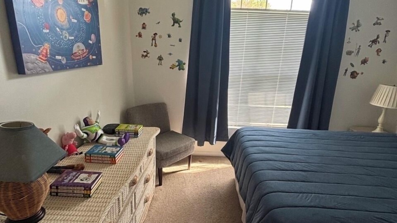 Photo of Bedroom in Windsor Palms