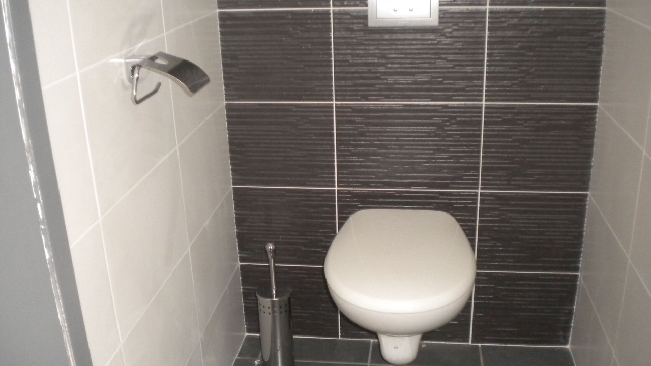 Photo of Bathroom in Leuhan
